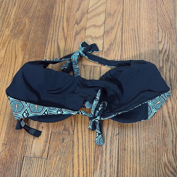 Coco Reef Reversible Verso Bikini Top All over pattern black 36/38DD NWOT - Picture 5 of 7